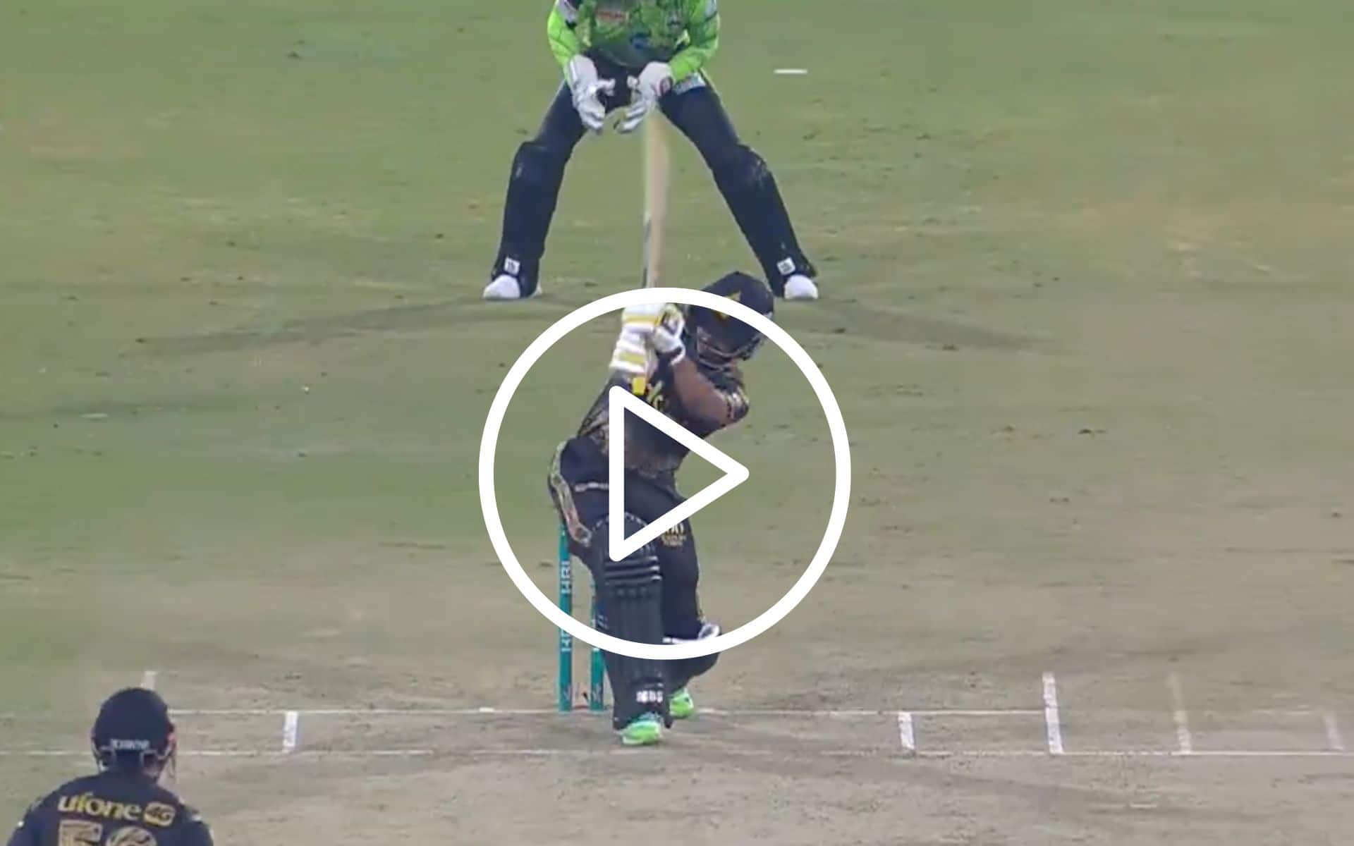 [Watch] Saim Ayub Unleashes A 'Stunning' Yuvrajesque Six Spanning 102 Metres In PSL 2024